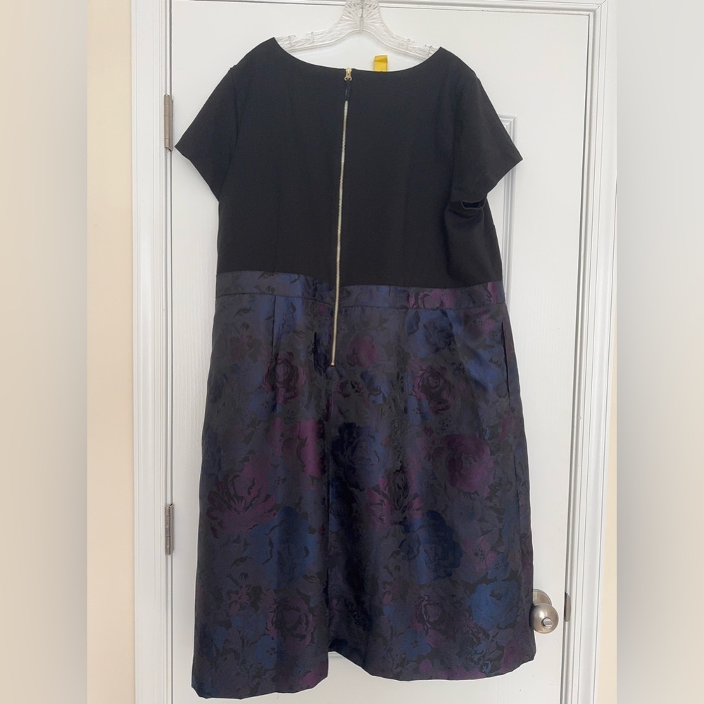 Talbots Ponte-blocked Rose Jacquard Dress - Size 20W - Picture 5 of 10